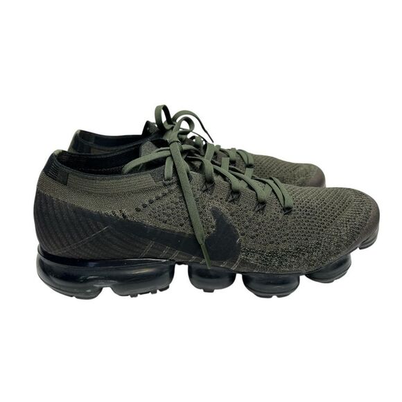 olive green nike vapor max